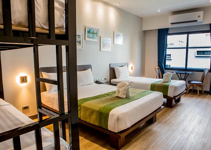 Nouriva Place Hotel
